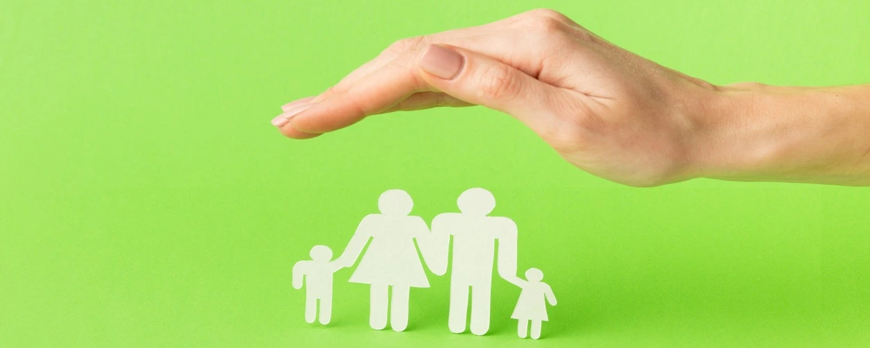 Life Insurance vs Health Insurance: A Complete Guide